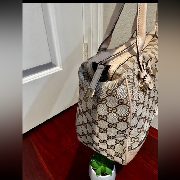 Vintage Tote NEW YEAR, NEW PRICE SALE!!!! - Picture 3 of 11